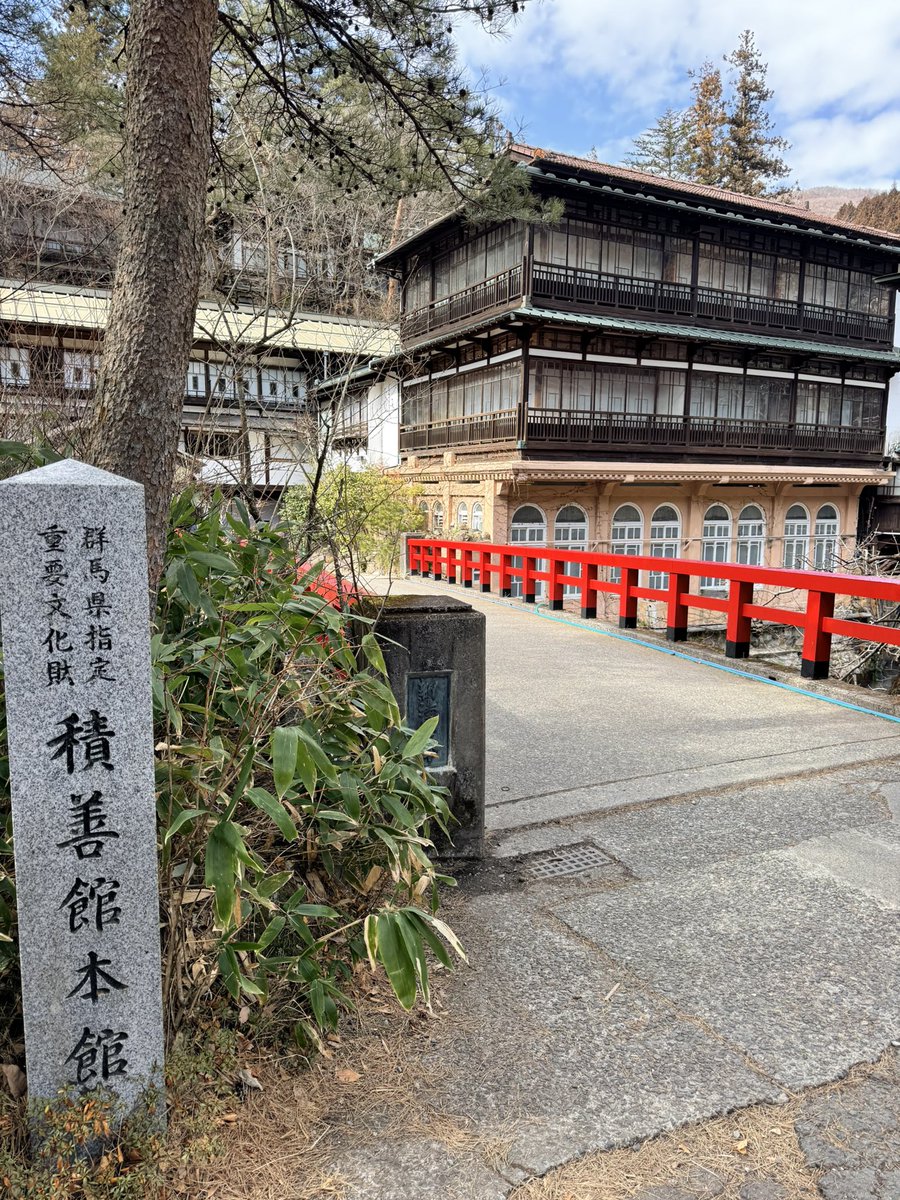 パール tweet media