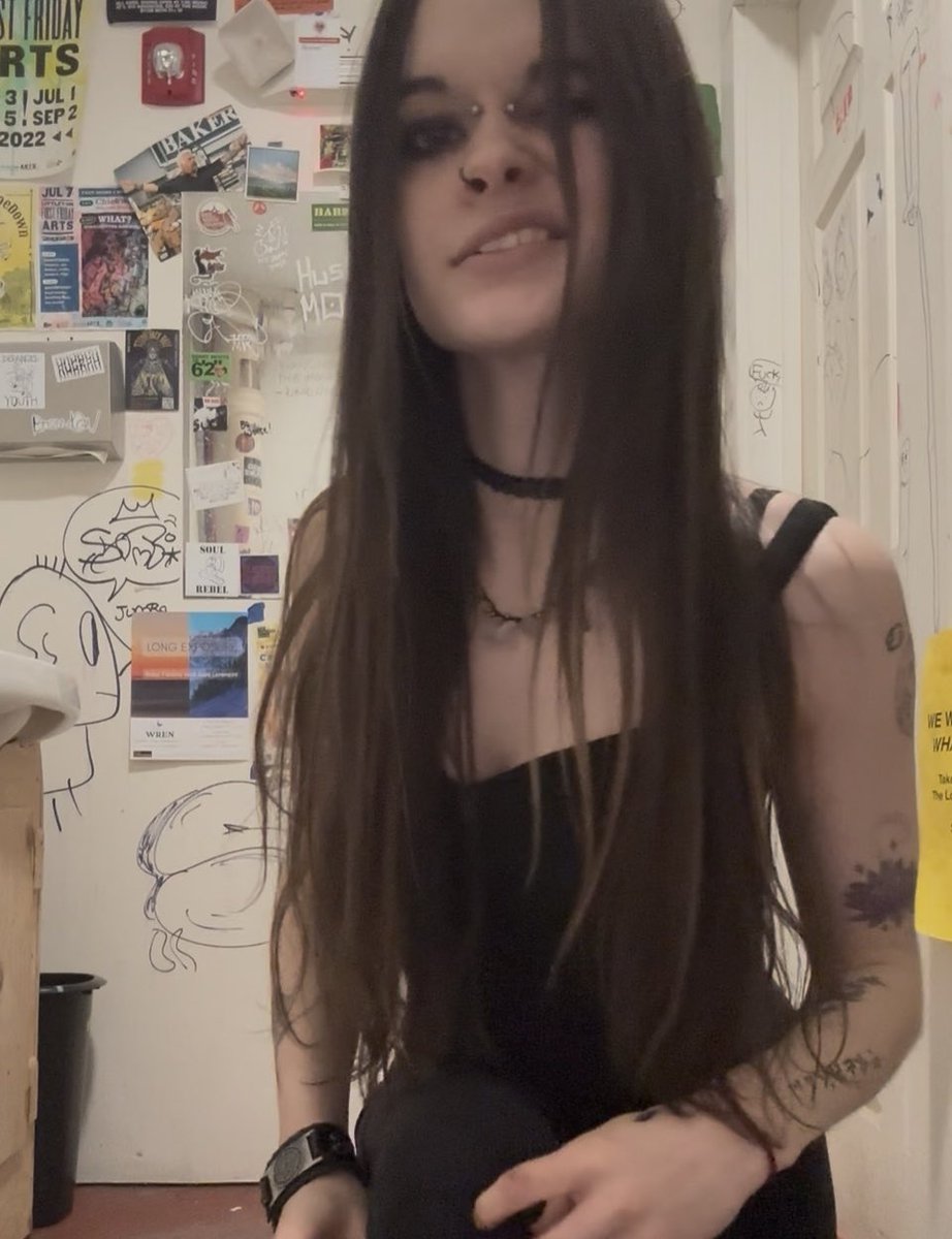 Fat Retard tweet media