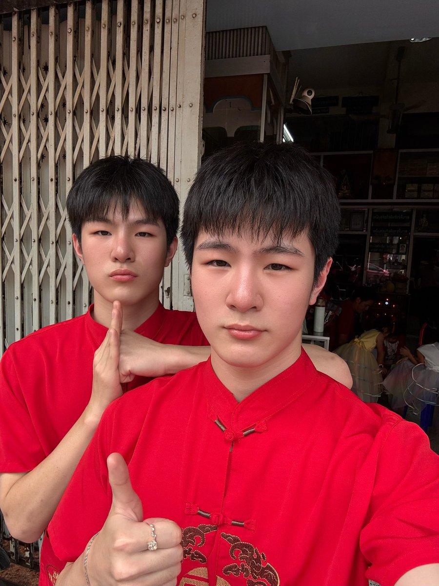joey_ptpr's tweet photo. 祝大家新年快乐🧧🧧 https://t.co/GY1yNEKbJj