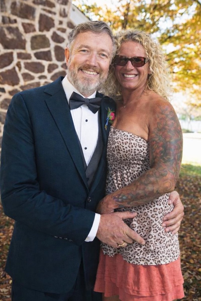 I would like to congratulate Thomas Massie on his new marriage 🎉 🍾