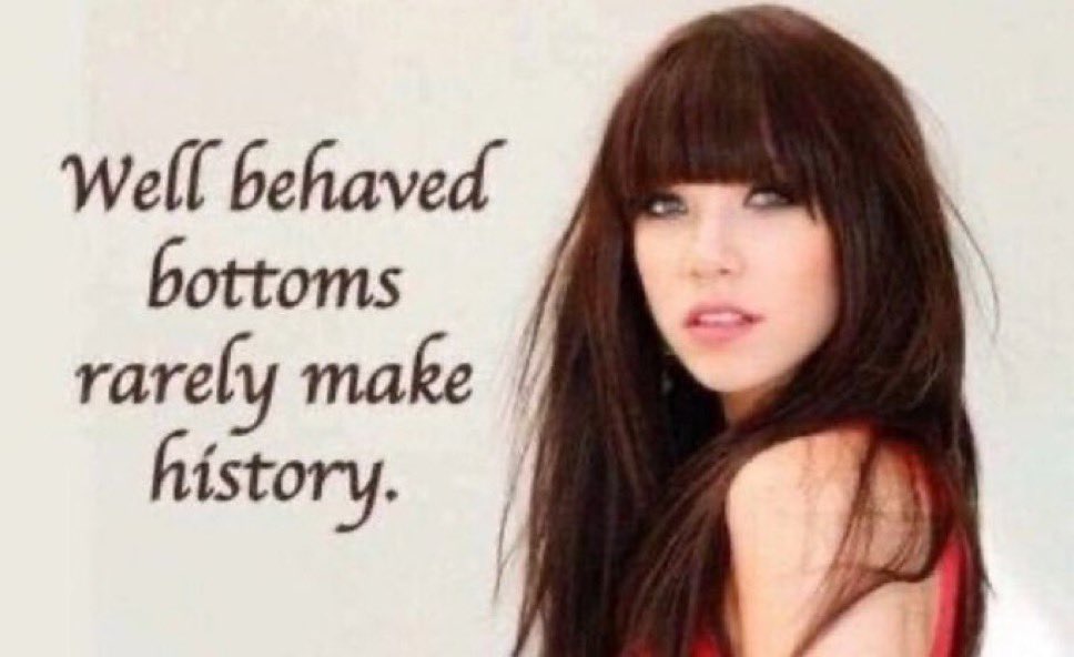 Nesse carnaval o short do vizinho era sempre mais curto q o meu