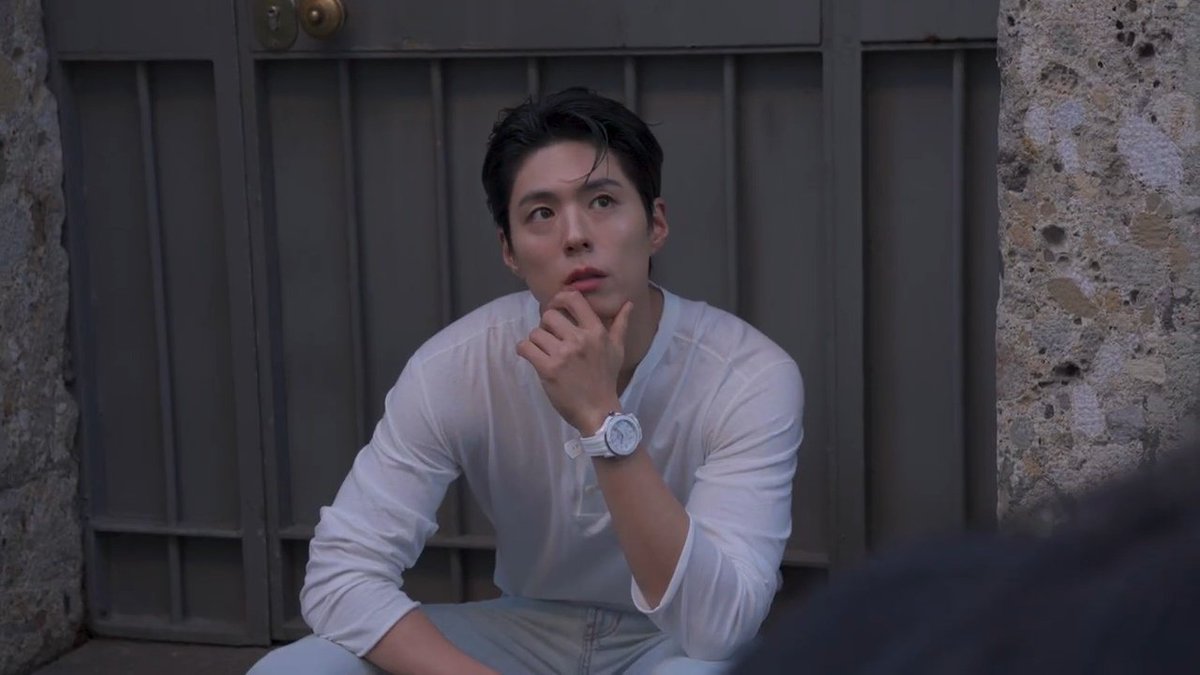 bogum_jjy's tweet photo. 박보검 팔 봐... https://t.co/SfzSy0HzK7