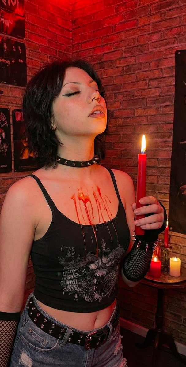 its__nesss's tweet photo. Go check out my monthly set, I shared it early 😛

https://t.co/I87KRj2mxr

#femboy #trans #twink #fyp #goth #fansly https://t.co/XsF5cxS1k2