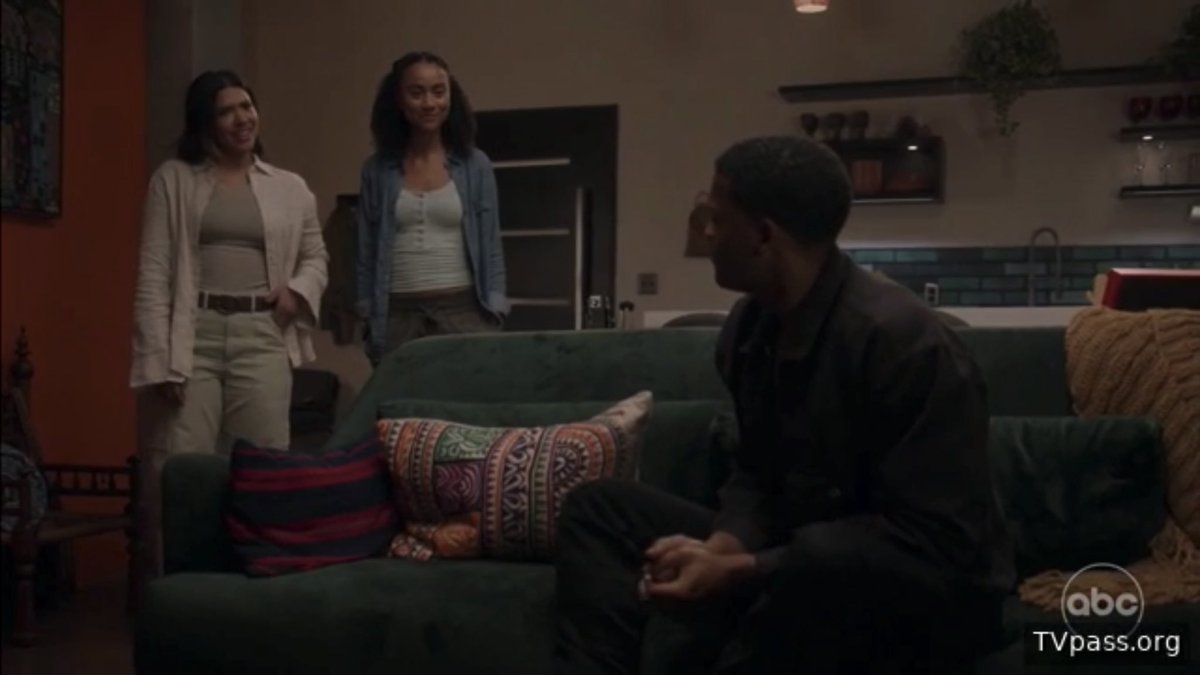 Ivcychen's tweet photo. we’re all seeing the vision right? RIGHT? #therookie https://t.co/6D7HsDRzqH