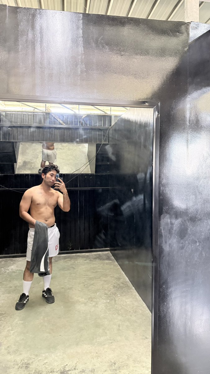 AaronNigel19's tweet photo. Want tikoy!! HCNY FRIENDS! ❤️🐦‍🔥 https://t.co/roFrO7jimj