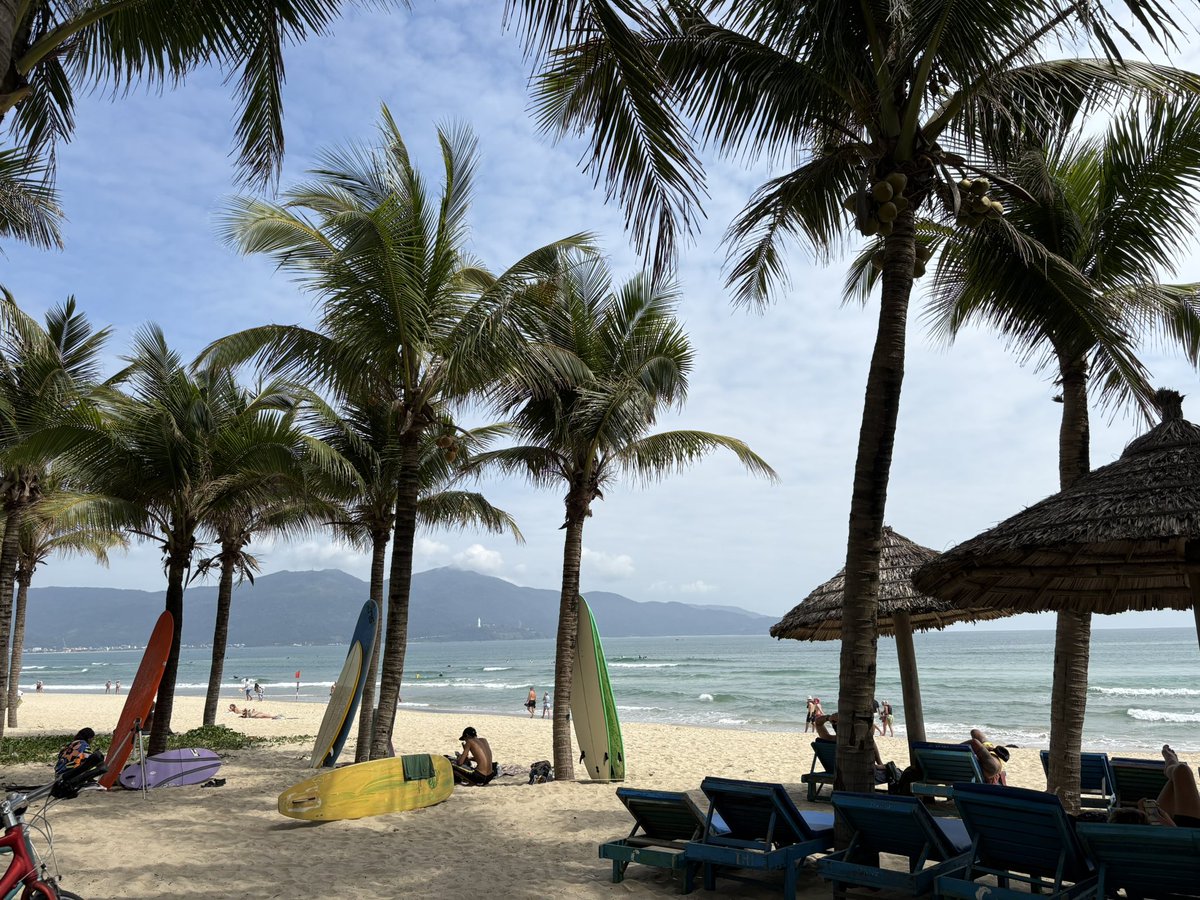 tonapopo's tweet photo. ほぼハワイなんよ🏄物価3分の1で😊 https://t.co/4uTVMqEkOt