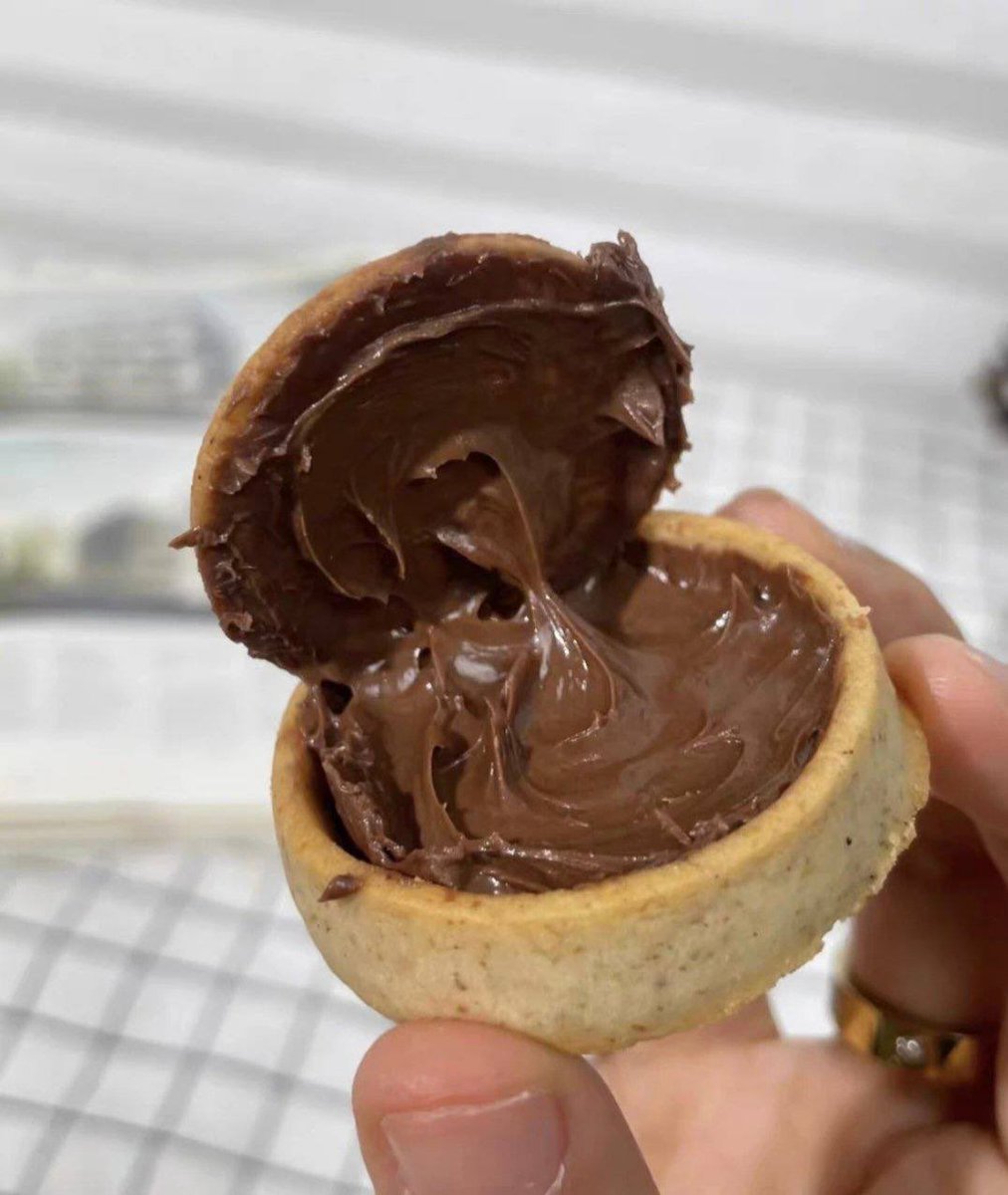 TOLONG INI ENAK BANGETT😭👊🏻
Astaga ternyata banyak hidden gem jajanan enak di shopee🥹 gak perlu muter" ke minimarket lagi, tinggal klik langsung dateng ke rumah. serius ini sii penyelamat kalau lagi pengen ngemil tapi males keluar😭