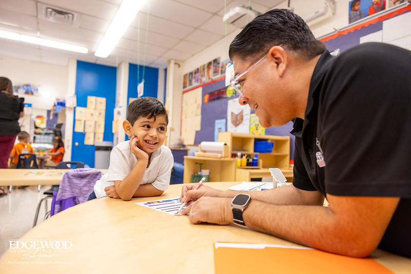When children feel loved, they learn best. That’s why our teachers lead with heart AND expertise. #IChooseEdgewood
