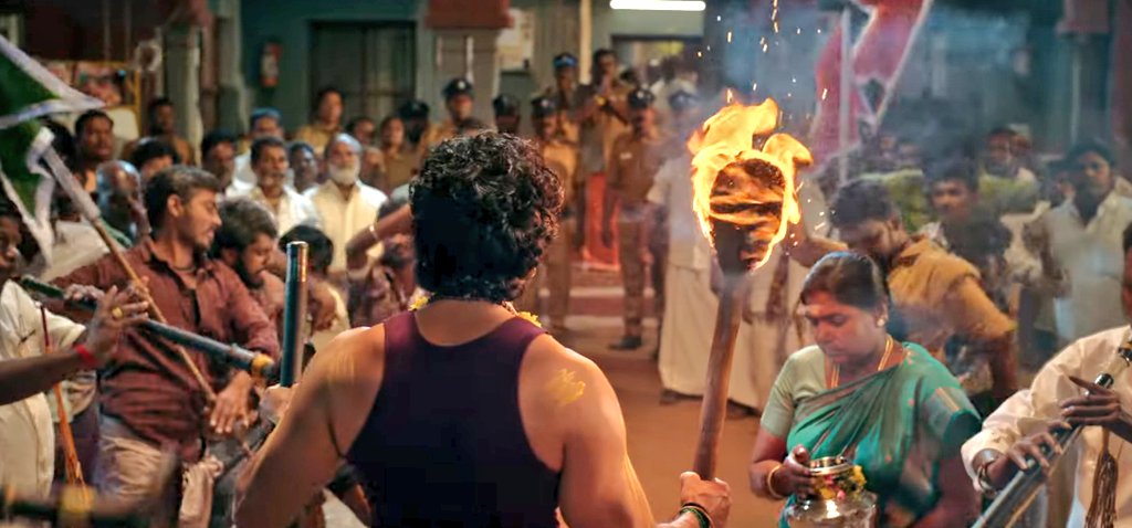 iammoviebuff007's tweet photo. #SEYON - Massy Elevation Promo..👌🔥 #Sivakarthikeyan in a Rooted Rural Mass Film..🤩 SK looks and SaNa's BGM..⭐

"Wakkaali Varendiyei.." 😀💥 https://t.co/Mz713BT3EU