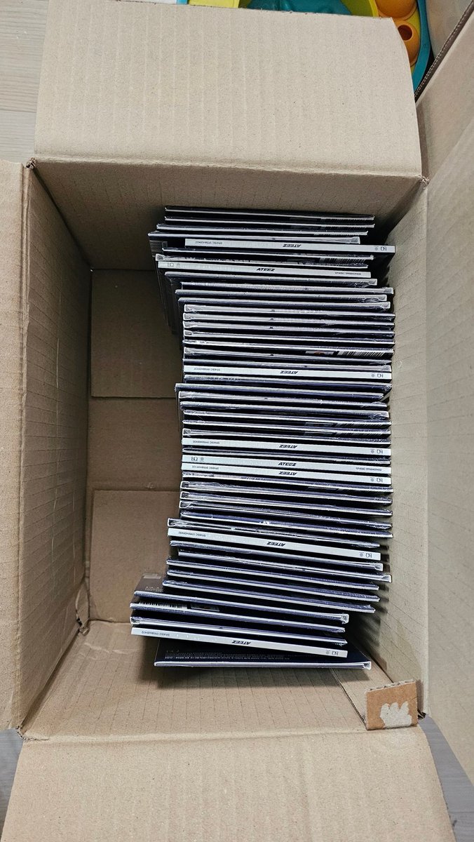 로지: hiatus tweet media