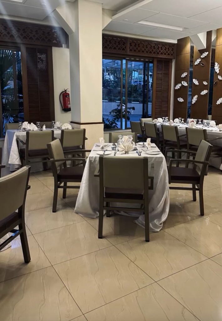 DiplineInvCoLtd's tweet photo. Perfect Interior solutions with us. All interior furniture and exterior strong resilient furniture available for more information contact
+256701859730

#furniture #weekstart https://t.co/kTVyZjFOPL