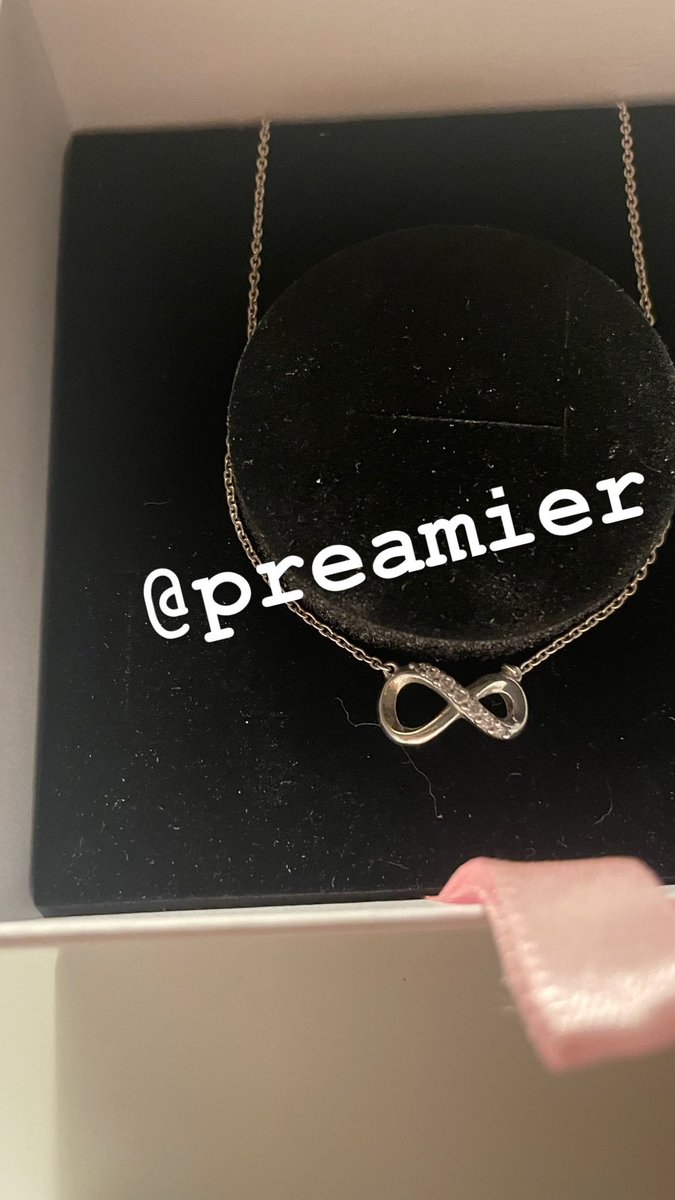youaremybow's tweet photo. สร้อย infinity pandora
✅ 1600บาทค่า ส่งฟรี 🫶🏻
#ส่งต่อเสื้อผ้ามือสอง #ส่งต่อกระเป๋า #ส่งต่อcintage #PANDORA #y2kthailand #stylistshop #ส่งต่อสกินแคร์ #ส่งต่อเครื่องสำอางค์ #ส่งต่อเครื่องประดับ #POPMART #howtoperfact #ส่งต่อสร้อยข้อมือ https://t.co/lA2o3HGy1H