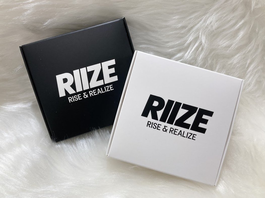 🍊#RIIZE 商品情報🍊 RIIZEペンライトリング (WHITE ver/BLACK ver