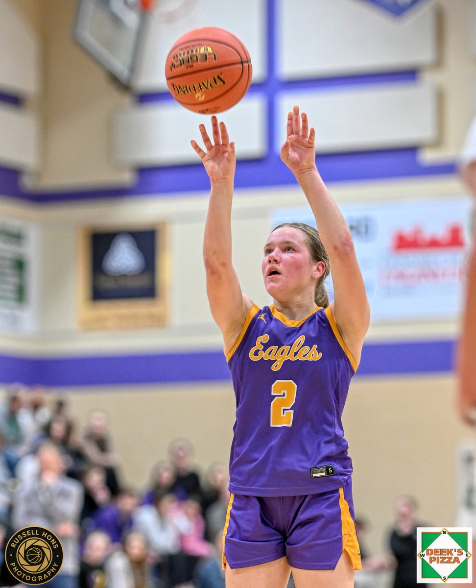 RussHons tweet media