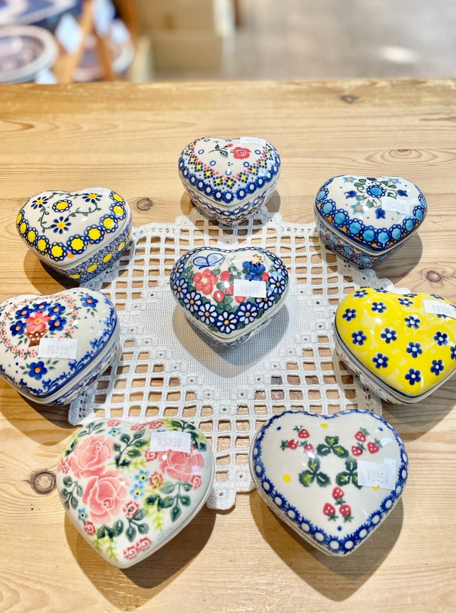 VENA社の小さいハート型の入れ物、 ハートボックス。 アクセサリーやお