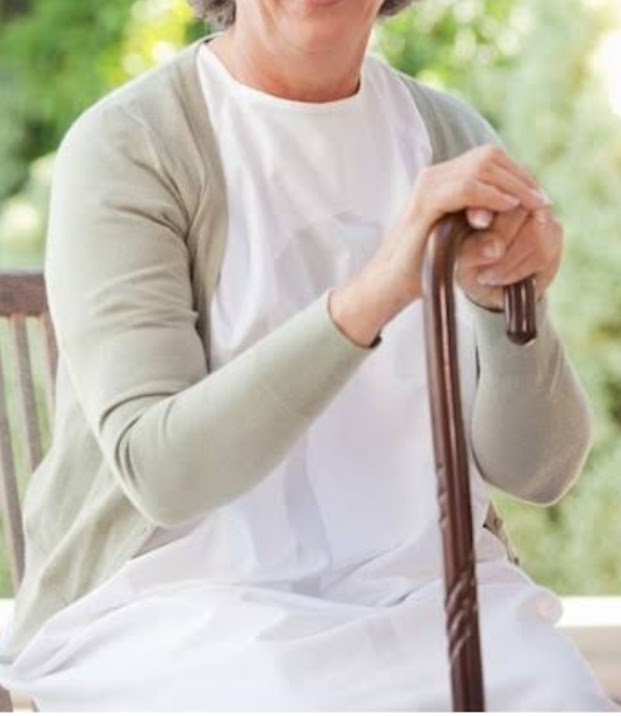 saudeedietatop's tweet image. After age 30, heart and lung function decline by about 10% every 10 years (e.g., the heart of a 25-year-old pumps much more blood per minute than a 65-year-old). Strength, #endurance, flexibility, balance, and memory decline. We'll see how to slow that. #HealthTips #AgingReversal