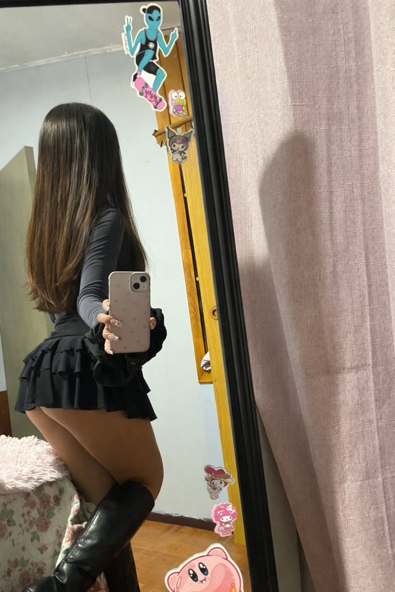 gatalunatica7's tweet photo. Les dejé unos videitos ricos en mi página azul 😛

https://t.co/iavob2bwOr
Y para videitos por wsp me tiene q hablar al  dm 🥴 los espero https://t.co/n2lc9pmoLS