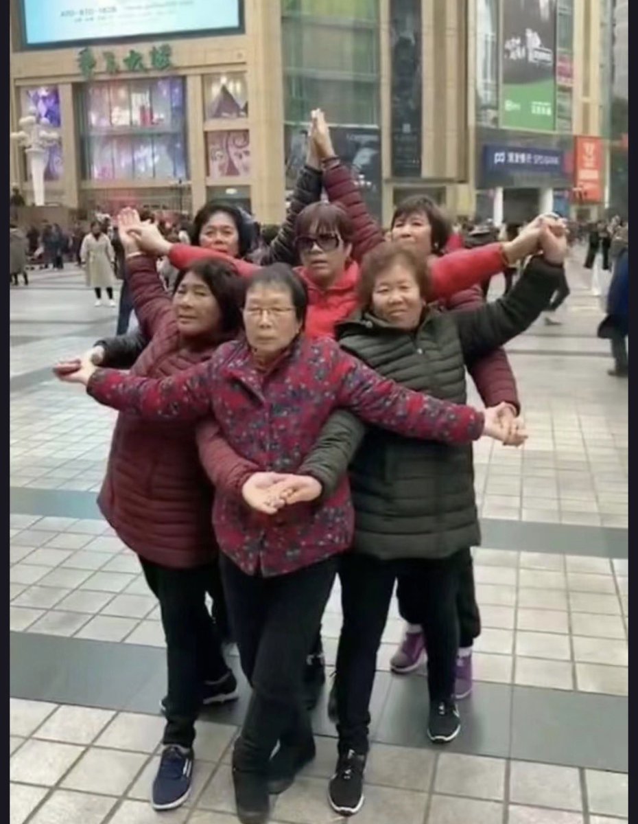 Xtine Fang tweet media