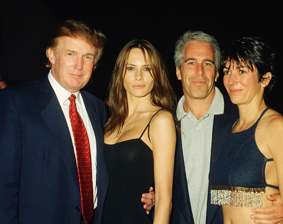 John Durham, procureur spécial du département de la Justice des  États-Unis, a rendu son rapport avant-hier sur la prétendue collusion  entre Trump et la Russie, par le biais d’ une banque russe. Et là, c’est  de la bombe !

Le rapport du procureur John Durham montre que