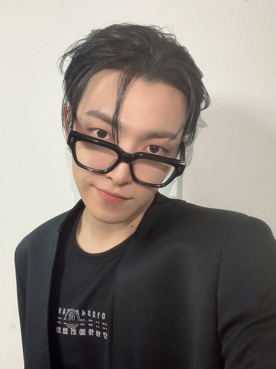 TOKTOQ] 260217 Hongjoong Have a happy holiday 🙇‍♂️