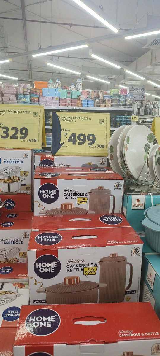 RCN80IN's tweet photo. @SMARTBazaarIn  or is it Chor Bazaar?

Product price on shelf shows 499 and when billed shows 599. I caught it. Many would not have realised. Is this your royal way to cheat loyal customers. This happened in Smart Bazaar, Meenakshi mall, Bangalore on 13 Feb 2026.
@jagograhakjago https://t.co/9NeUbbgRRg