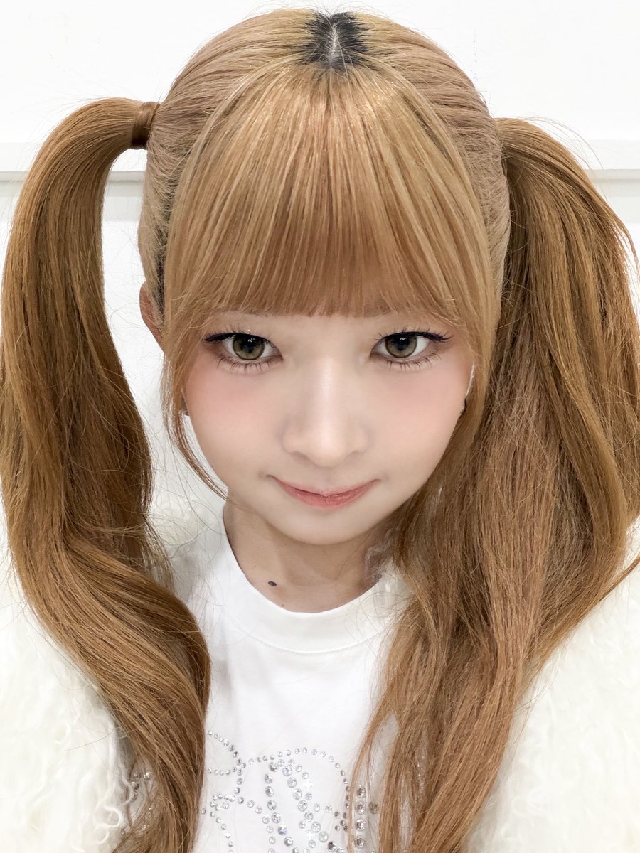 📸
ʜᴀᴘᴘʏ ꜱᴇᴏʟʟᴀʟ 

원하면 뭐든 이뤄지리라 ✨
2026년 복 전부 DIVE꺼 🍀

#IVE #아이브
#REVIVE_PLUS 
#BANGBANG #IVE_BANGBANG 
#BLACKHOLE