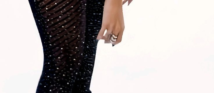 Tap to surprise 👀 #MalaikaArora