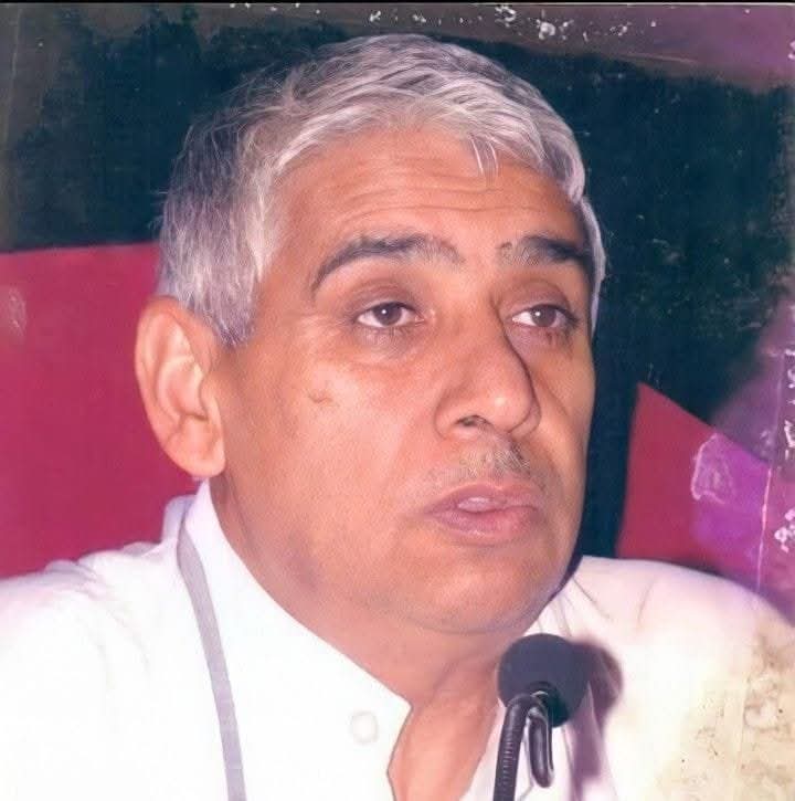 Ncarya02's tweet photo. अमेरिका की फ्लोरेंस ने कहा था:उस संत के अनुयाई सत्ताधारियों की मनमानी पर अंकुश लगा देंगे..लेकिन आज विपरीत क्यों हो रहा है ? उस संत के अनुयाई.. आश्रमों में सत्ताधारियों का स्वागत क्यों कर रहे है 🤔 ? https://t.co/wVxaLPOotU