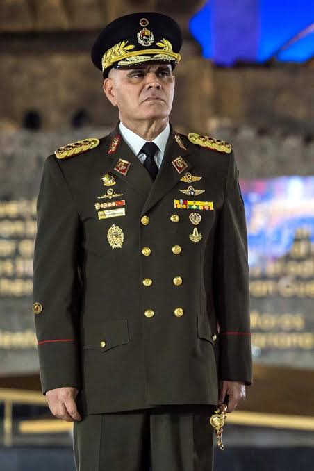 15 millones de dólares se pueden ganar los militares en Venezuela por entregar a la justicia a este criminal 🚨🗣️