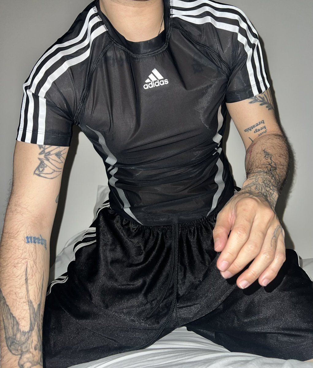 dirtyponyta's tweet photo. this one might be my new favorite 🤩😮‍💨

#adidas #shortsfetish #dazzleshorts #fetish #sportsgear #bulge #freeball https://t.co/gDIkEGYori