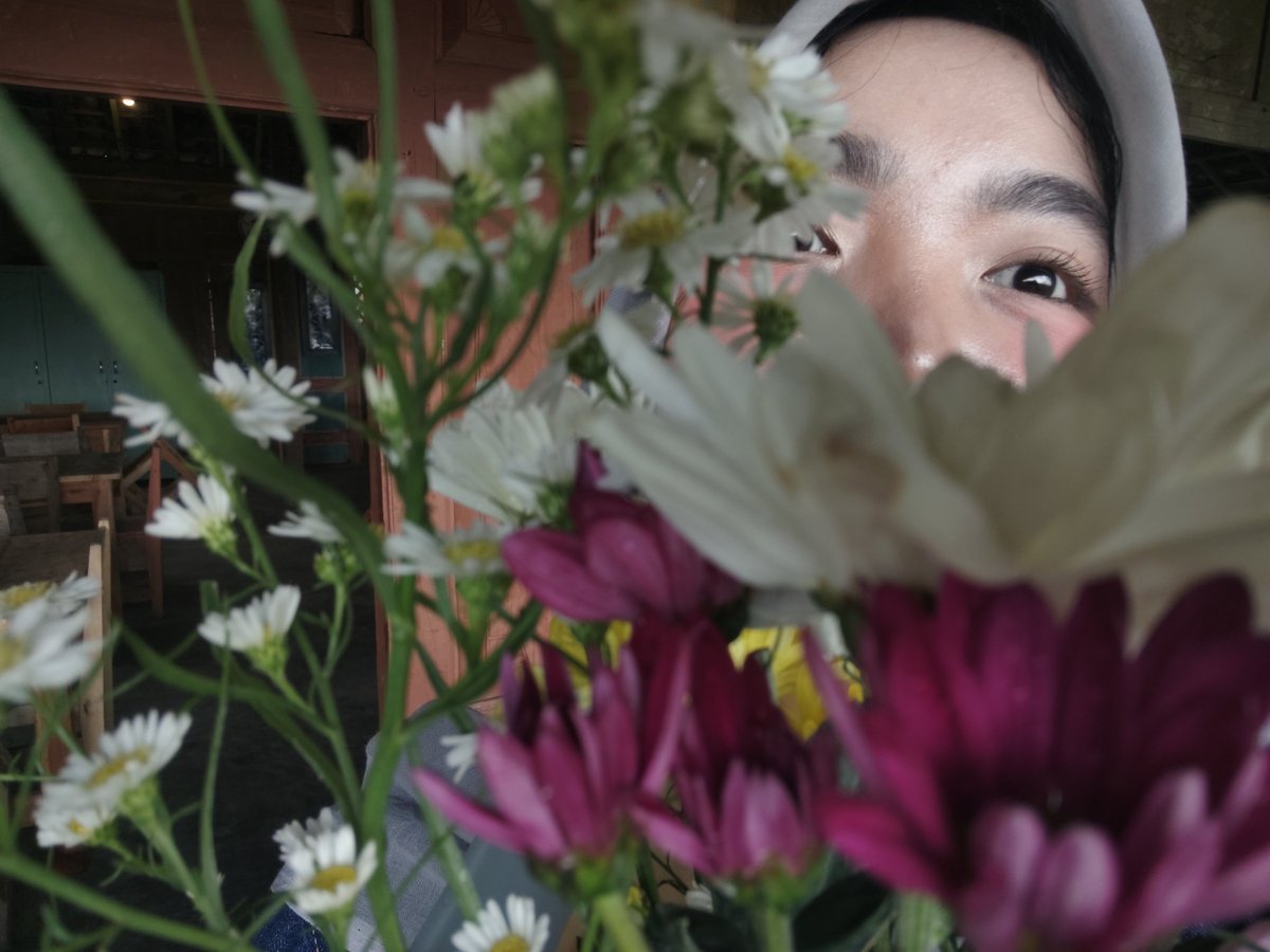 bunga dari aku untuk aku hhh