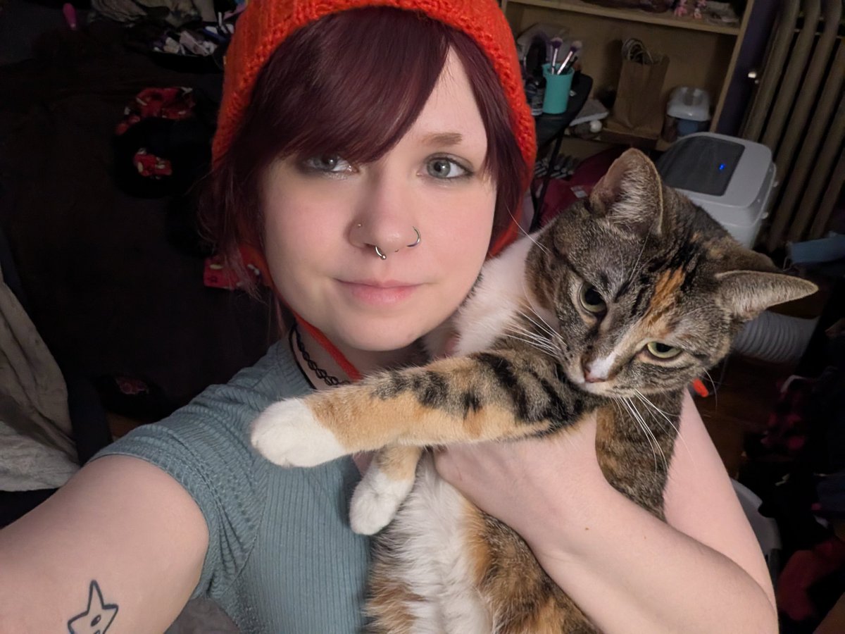 lowpolykittyy's tweet photo. Tsuki and I wanna know who's private qrt me https://t.co/p84VNldtiq