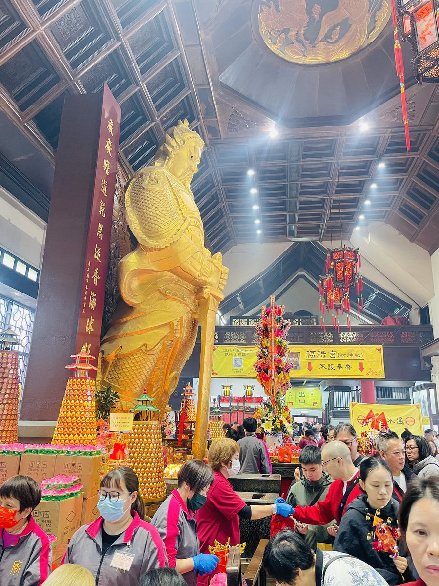 Ronnarit Non tweet media