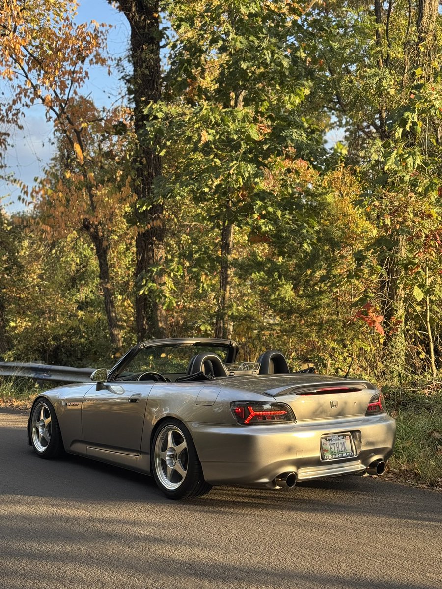 FxckWil's tweet photo. money comes and goes but memories of owning some of bad ass cars won’t https://t.co/9wCV9vpO1u
