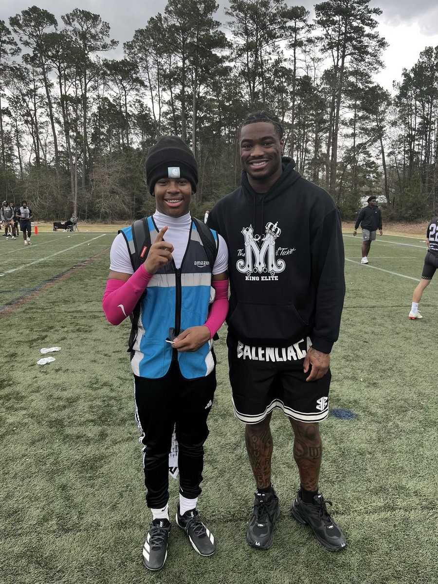 𝕁𝕠𝕙𝕟 ℝ𝕠𝕪 tweet media