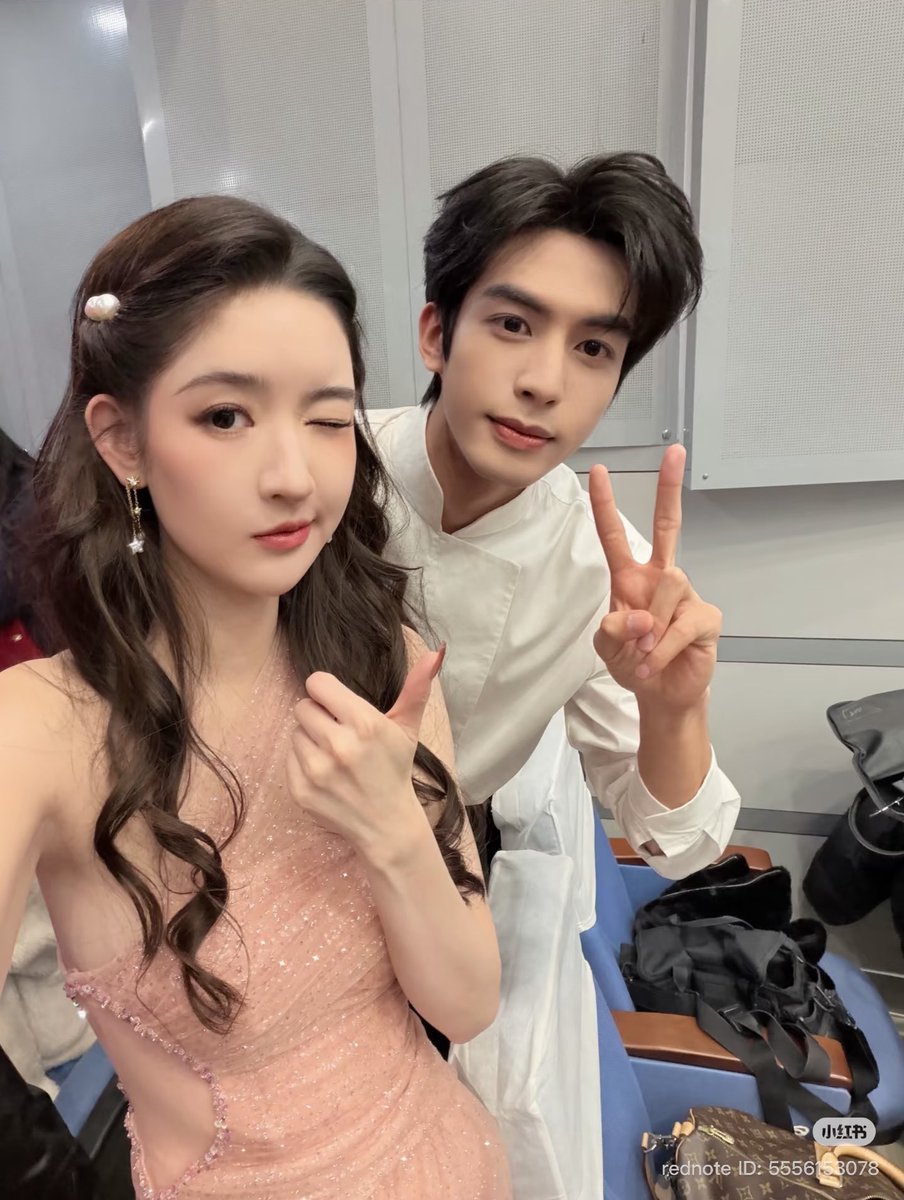 พสอวี้เหวินสร้างให้สุดๆ เริ่ดเลย