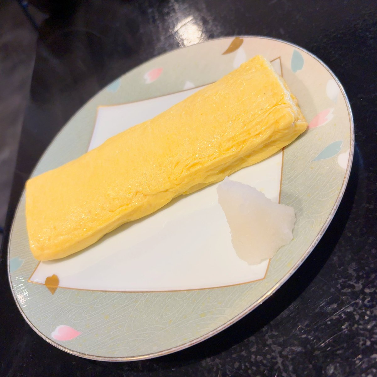 mamesan5212's tweet photo. だし巻き卵！！
あまりにふわふわ😌 https://t.co/XwcigGAIXB