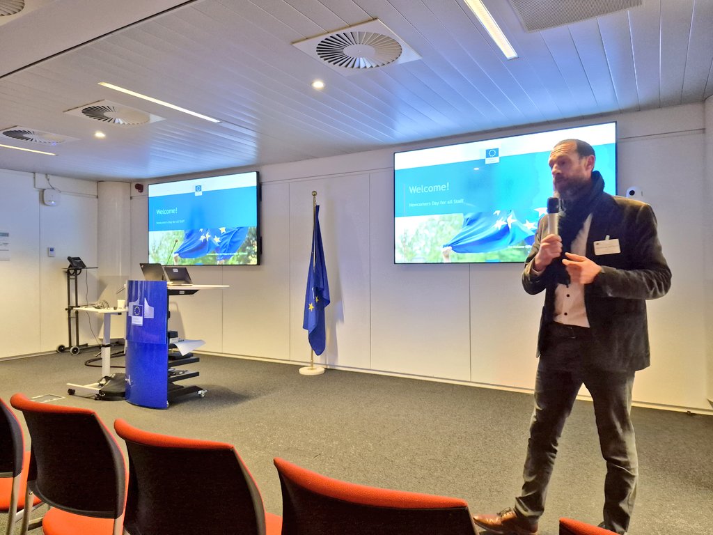 🇪🇸 Ayer fue un gran día. Empezamos mi aventura en #Bruselas. Os sigo contando 💪🏻
🇬🇧 Yesterday was a great day. I start a new adventure at the <a href="/EU_Commission/">European Commission</a>. Keep you posted! ☺️
#NewcomersDay
#NewJob 🎉 #EuropeanCommission 🇪🇺 #JRC 🔬 #Research 📊 #NewBeginnings ✨