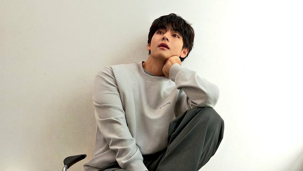 ₊𖥔 sorteo x 100 rbx ! ۪ ׄ໑୧ ׅ𖥔

-follow us with notis on
-fav &amp; rt
-comentar tu admi fav de este cc u otro cc/zq y porque<3