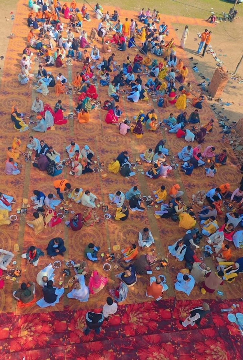 future line times tweet media