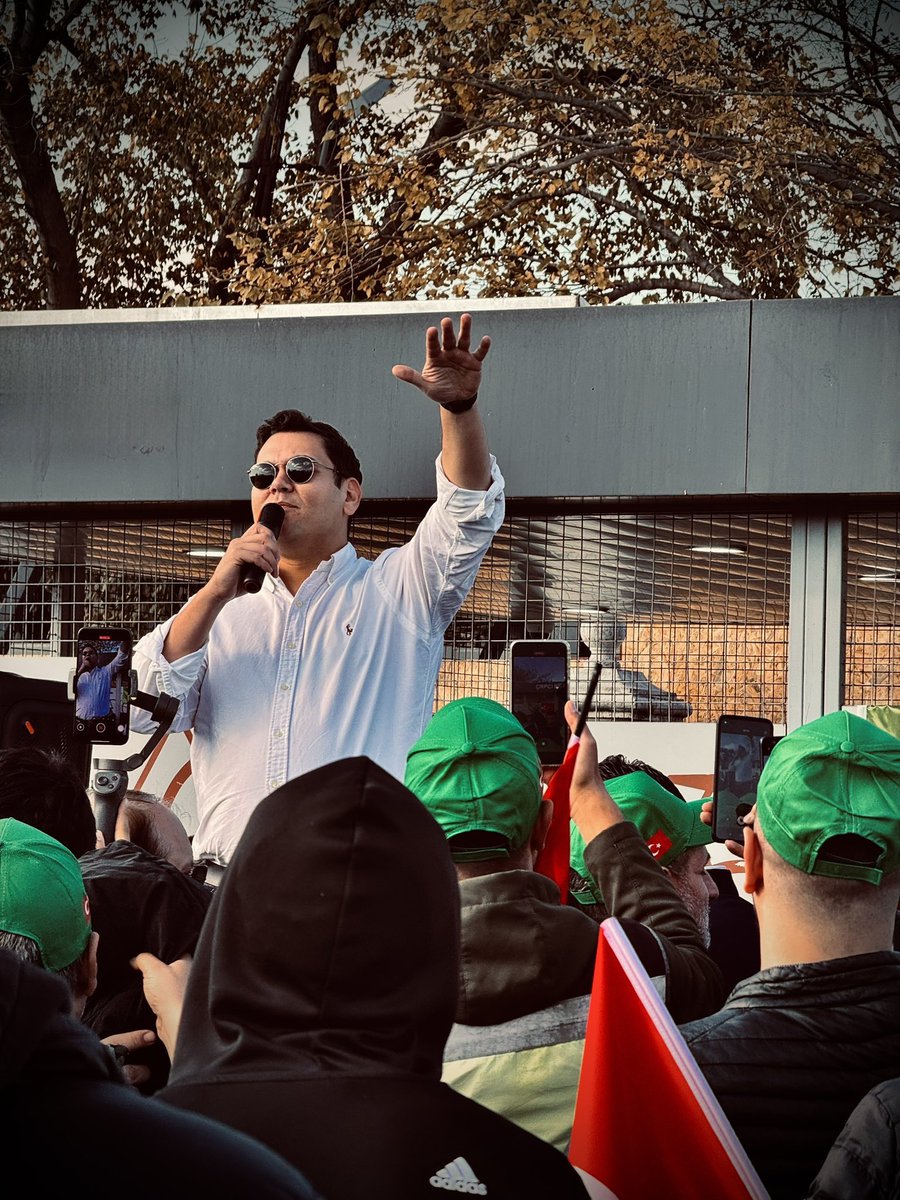 Taksi lobisi kudurmaya devam.