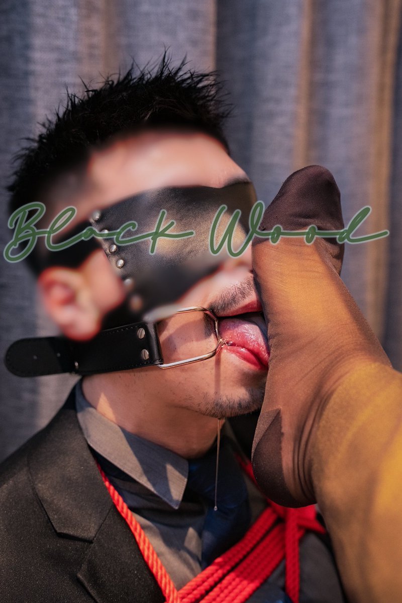 Black Wood tweet media