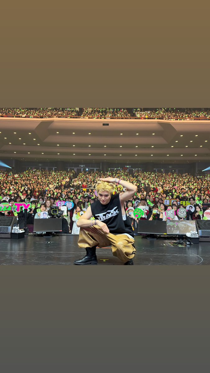 태용.zip (@tyzip_) on Twitter photo 