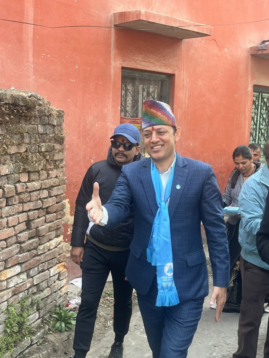 dolprasadaryal's tweet photo. आज फाल्गुन ५ बिहान ७:०० बजेदेखि काठमाडौं क्षेत्र नं. ९ का कलड्डी मन्दिर माछा गेट, कुलेश्वर आवास, कुलेश्वर हाइट, गौरीशङ्कर मार्ग, जुरेली गल्ली हुँदै कुलेश्वर सडक पारी हाइटसम्म घरदैलो कार्यक्रम सम्पन्न #dparyal #rsp #votforchange #kathmandu https://t.co/Gk0ZFZULm0