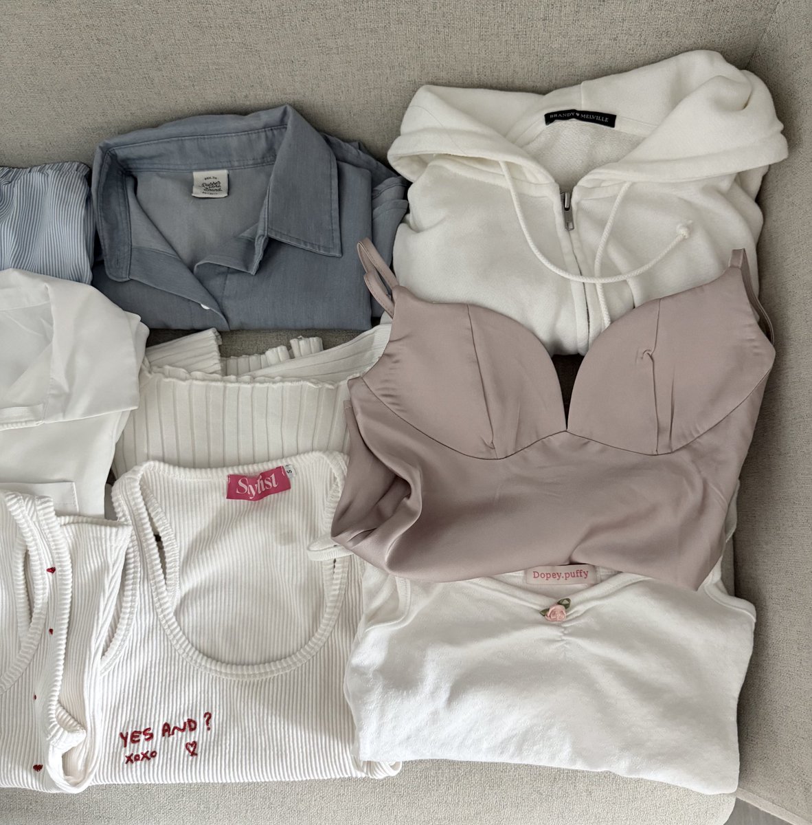 🫖💌 ลงวันนี้ 18:00ค่า  🛵ค่าส่งเหมา40บาท รี+ฟอลลด10บาทงับ #ส่งต่อเสื้อผ้ามือสอง #ส่งต่อเครื่องสําอาง #โล้ะตู้ #ส่งต่อcintageshop #ส่งต่อstylist #ส่งต่อbrandymelville #ส่งต่อvgh #ส่งต่อเสื้อผ้ามือ2 #ส่งต่อsistersfabric #brandymelvillethailand