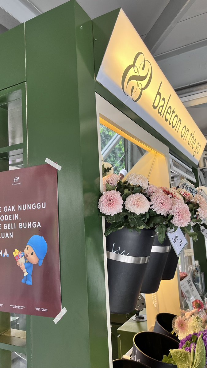 sirenrosy's tweet photo. May we always bloom💐 https://t.co/owG8vtFNYV