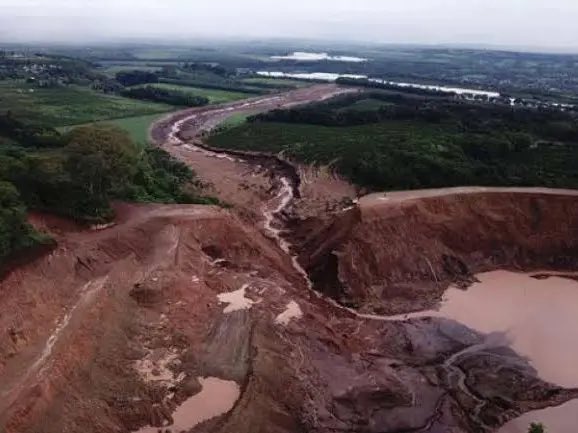 Attention Goyim!
You’re now entering the occupied Solai Heights. 
Please have your passports ready!