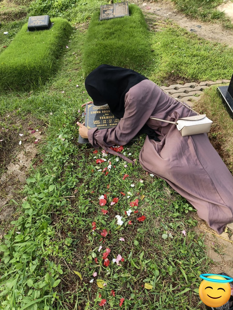 phoalalasoan tweet media