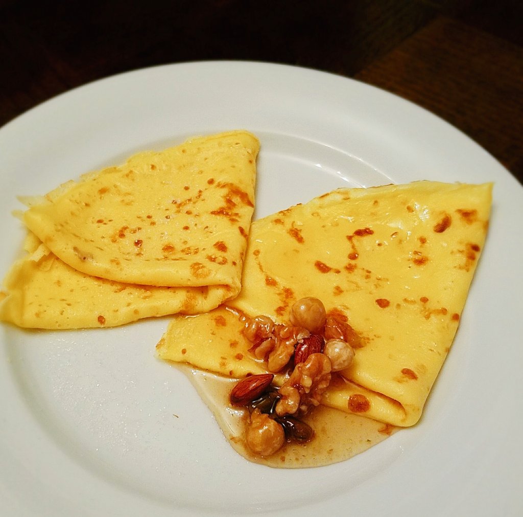 今日は、
パンケーキデー♥

\( ˙ ˙ *)/"♪\(* ˙ ˙ )/"♪\( ˙ ˙ *)/"