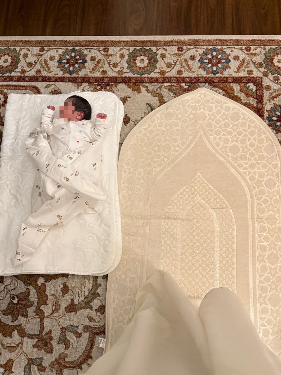 ﴿ رَبِّ لَا تَذَرْنِي فَرْدًا وَأَنْتَ خَيْرُ الْوَارِثِينَ ﴾ 🤍